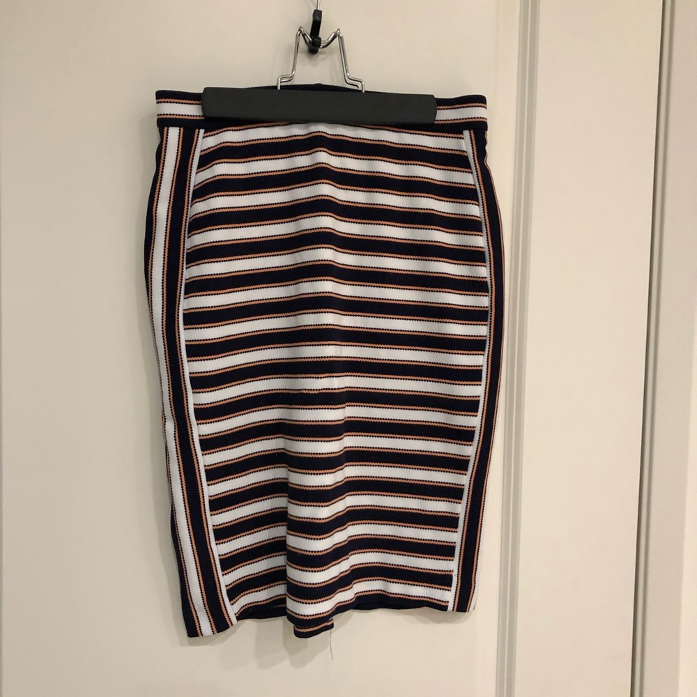 Banana Republic striped skirt in size 0